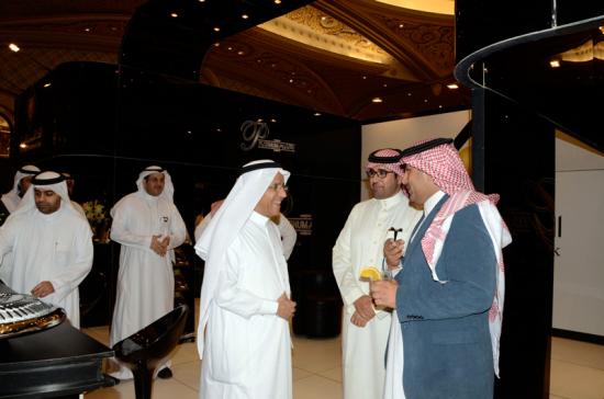 معرض المقتنيات العالمية الفاخرة